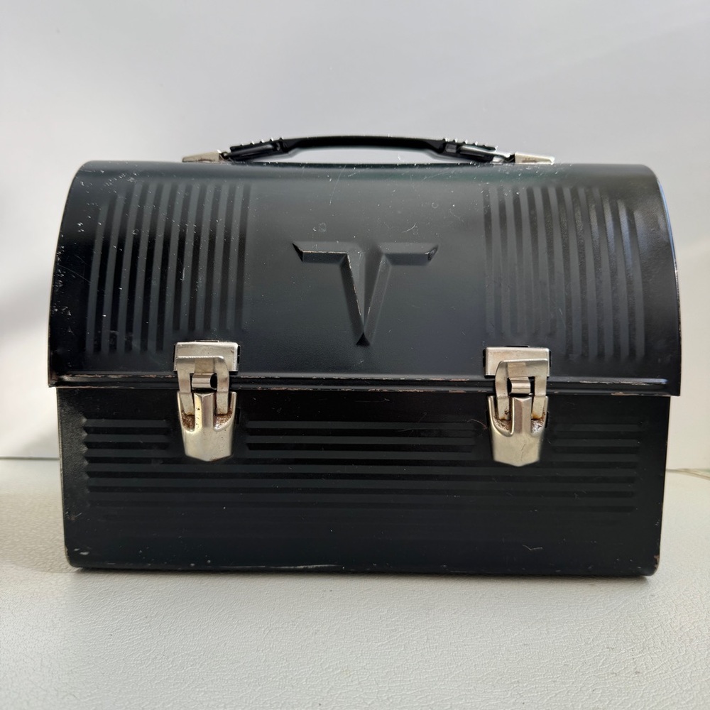 Vintage Midcentury Tin Thermos Victory Lunchcan